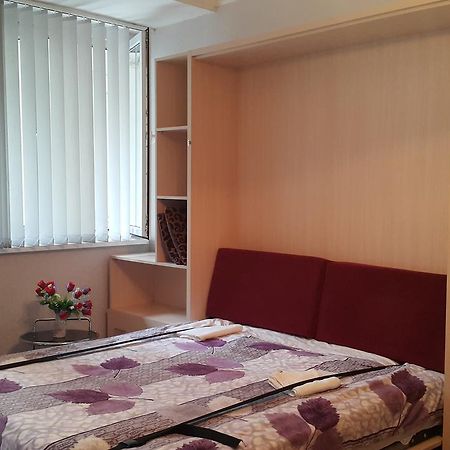 Apartment On Rustaveli Avenue Tbilissi Extérieur photo
