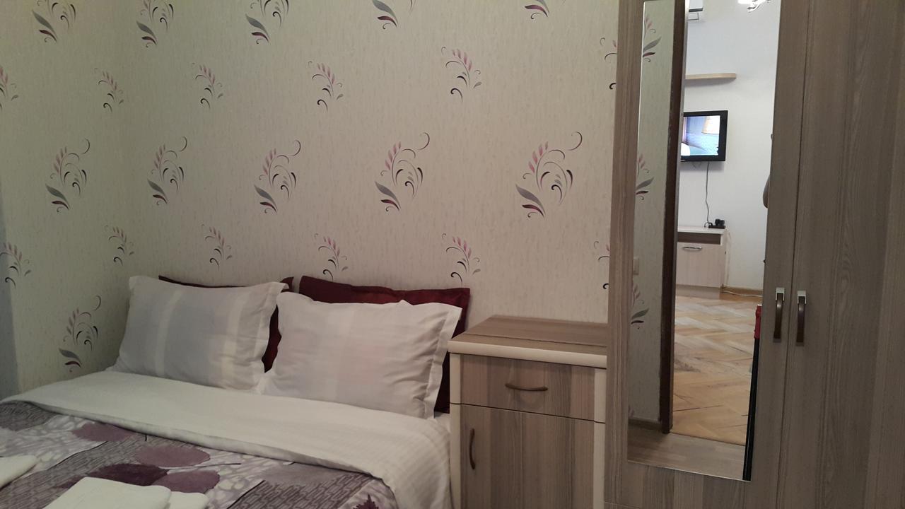 Apartment On Rustaveli Avenue Tbilissi Extérieur photo